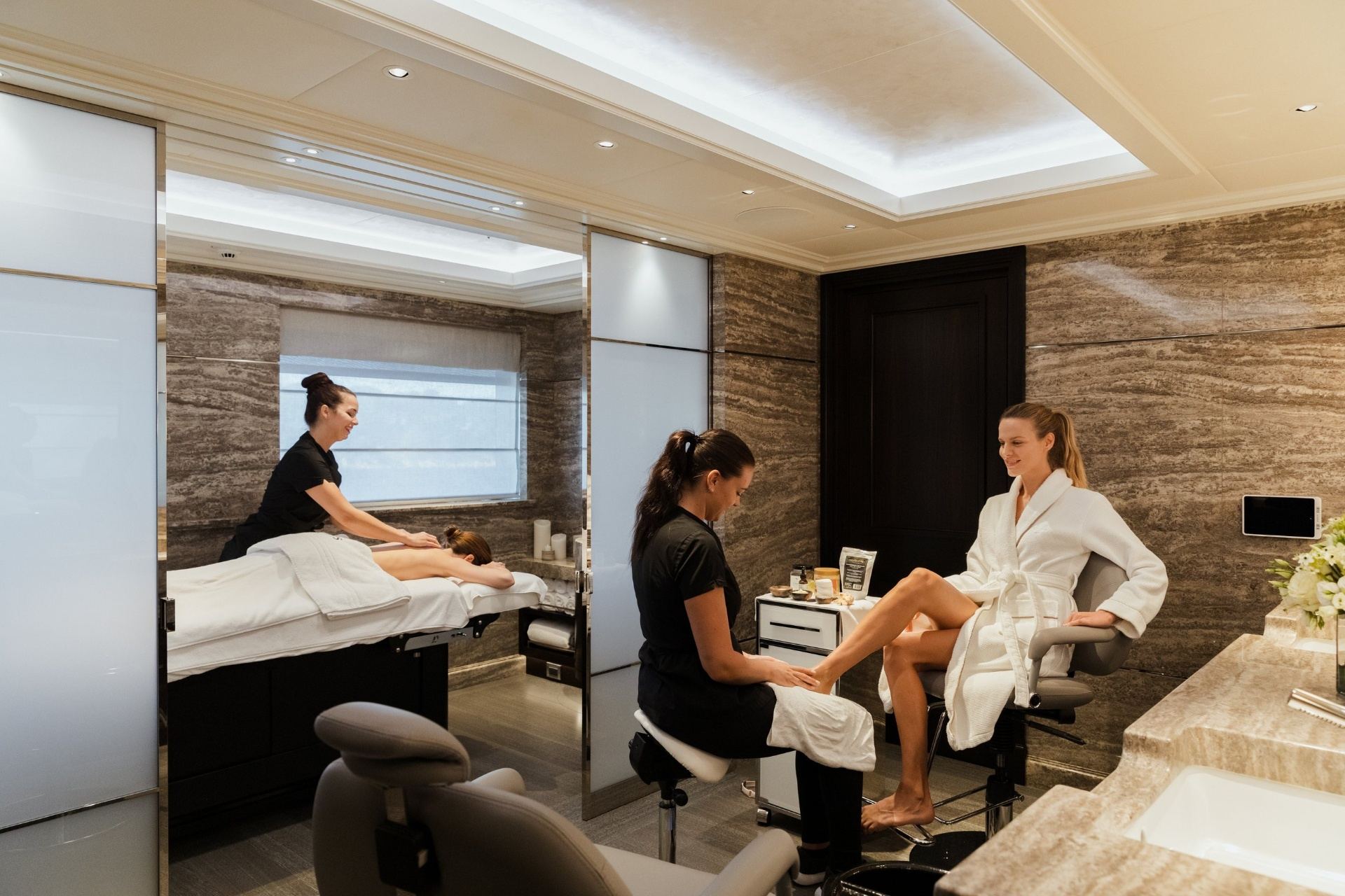Luxury spa and beauty treatments onboard superyacht